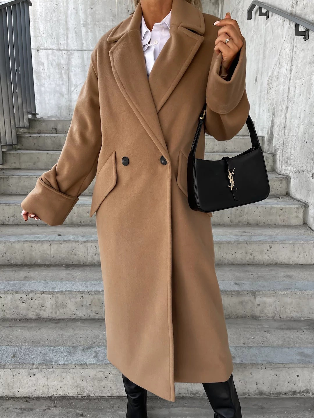 Manteau croisé en laine avec col de costume